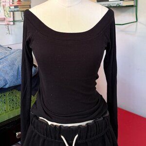 Cozy black ribbed boatneck tee